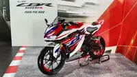 Modifikasi All New Honda CBR150R bergaya Racing. (Septian / Liputan6.com)