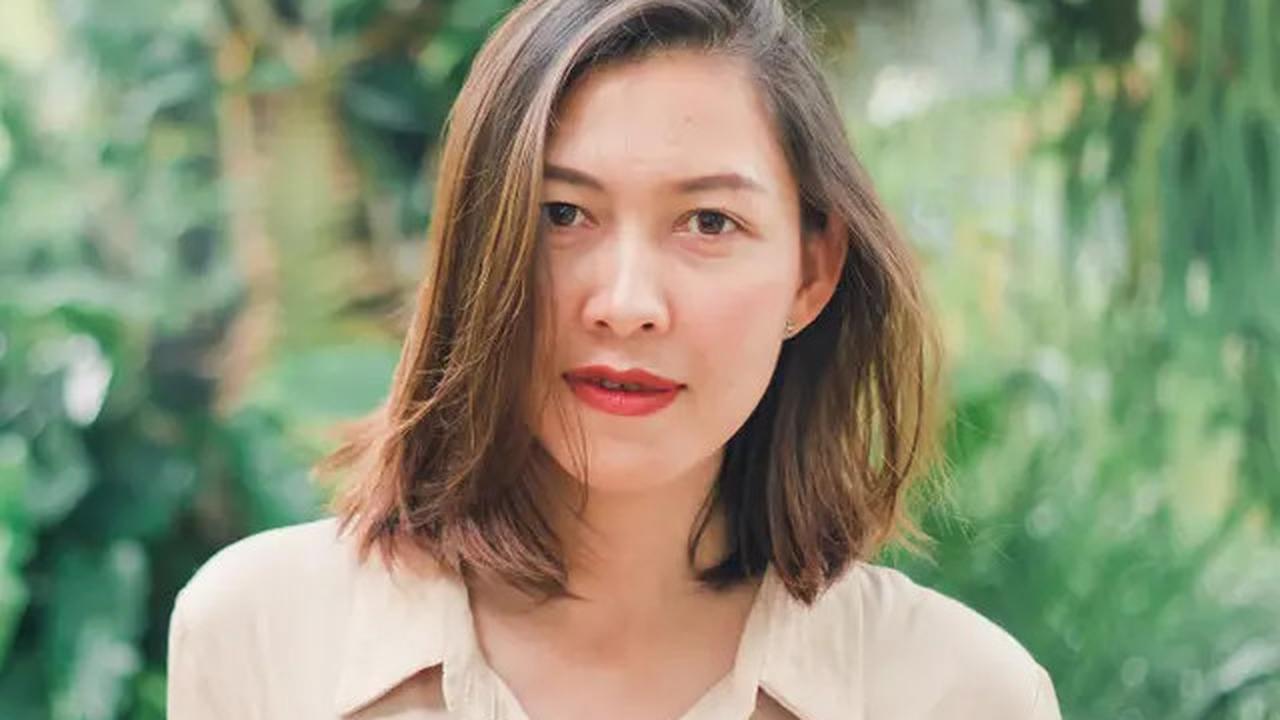 Gaya Rambut Ini Bisa Buat Wajah Bulat Terlihat Lebih Tirus