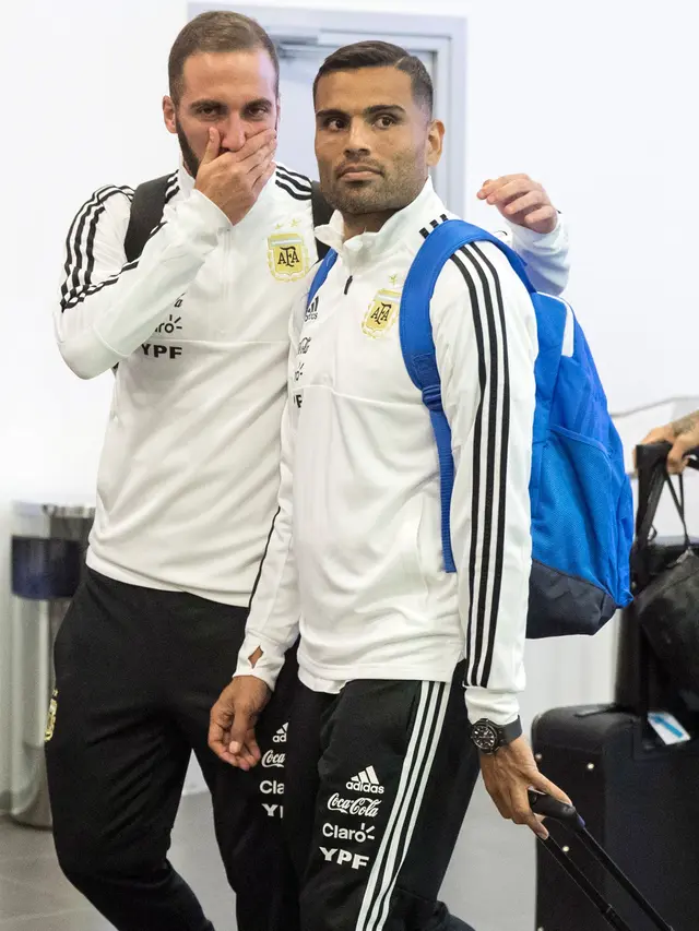 Timnas Argentina Naik Pesawat Jet Pribadi The Rolling Stone