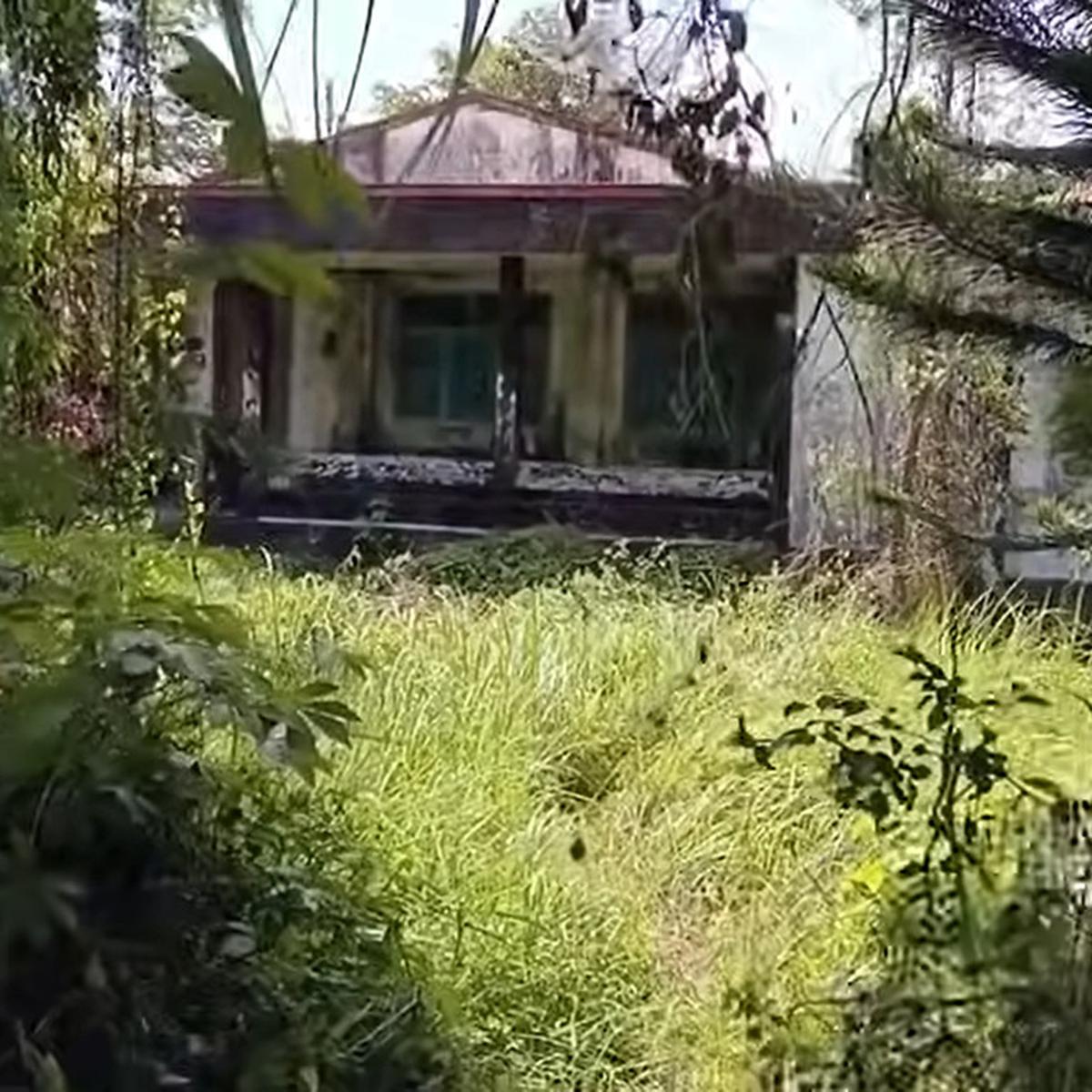 Kondisi Rumah Kosong Diduga Milik Almarhum Dono Warkop DKI