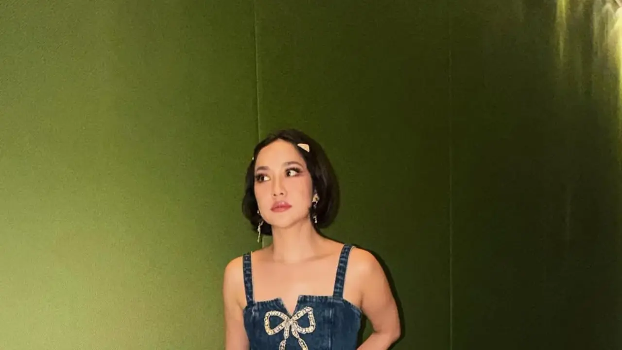 Gaya Imut Bunga Citra Lestari di Perayaan Ultah ke-43 Bareng Keluarga, Tampil Youthful dengan Mini Dress Coquette