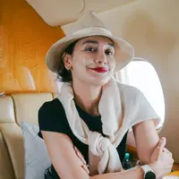 Luna Maya jadi salah satu aktris dan model yang jadikan travelling sebagai rutinitas [@lunamaya]