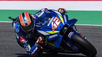 Pembalap Suzuki Ecstar, Alex Rins, menyusukuri catatan finis keempat setelah mengawali MotoGP Italia dengan start di posisi yang kurang menguntungkan. (AFP/Tiziana Fabi)