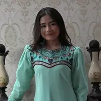 Jadwal pekerjaan yang justru kian padat memasuki bulan Ramadan, membuat Prilly lebih ekstra memperhatikan kesehatannya. Apa yang ia lakukan