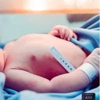 "Selamat datang adik kecilku, Arsya Akbar Pemuda Hermansyah," tulis Aurel sambil mengunggah foto adiknya. Baru beberapa jam diunggah sudah mendapatkan 63 like, dan puluhan ucapan serta doa. (dok. Instagram)