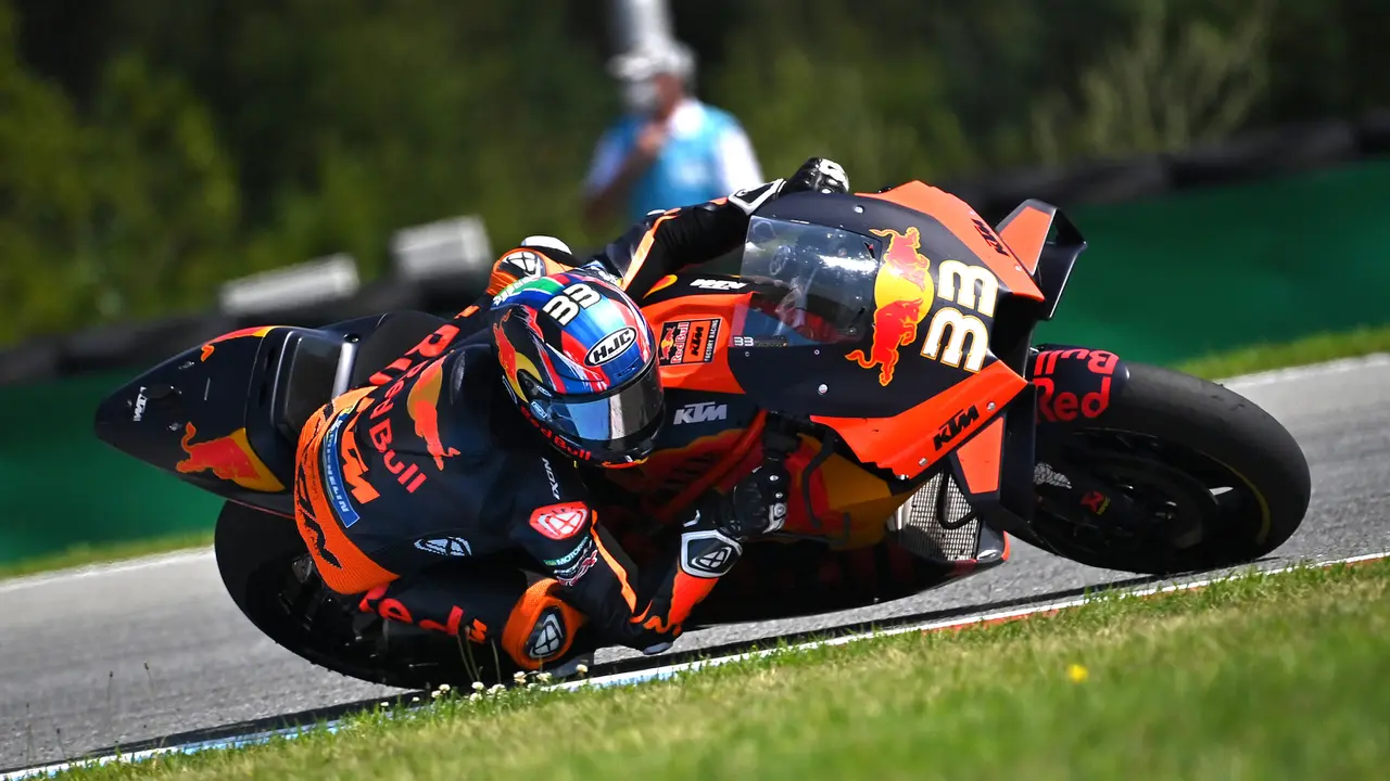 FOTO: Brad Binder Ukir Sejarah di MotoGP Ceko