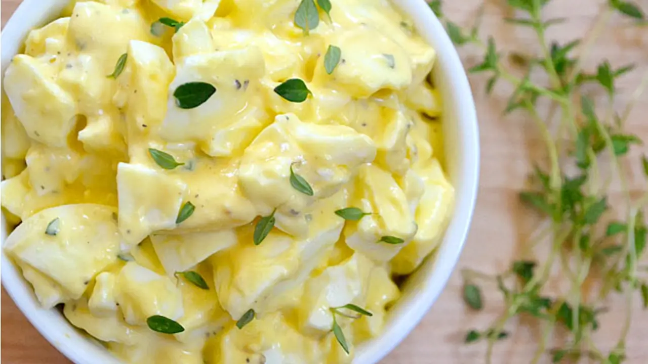 5 Salad Cepat Saji dengan Bahan Telur