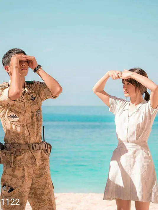 Beberapa hari lalu Song Joong Ki  dan Song Hye kyo tertangkap kamera hendak berangkat ke Los Angeles. Namun saat itu tidak diketahui alasan keduanya rela terbang ke sana sebelum menikah. (Instagram/kyo1122)