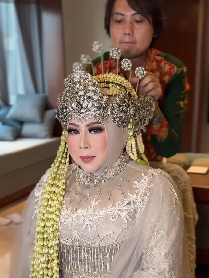 Potret Cantik Khas Pengantin Sunda Putri Kedua Wapres Ma'ruf Amin, Siti Mamduhah yang Menikah