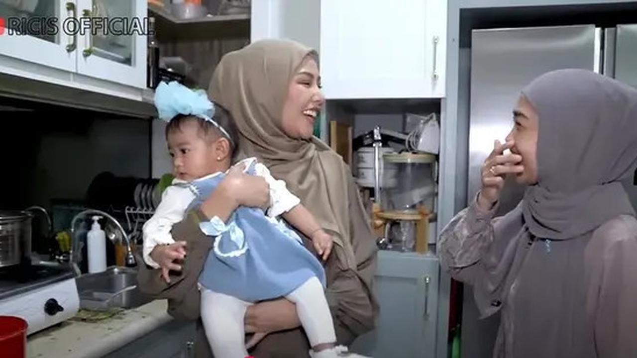 Potret Dapur Dara Arafah, Perpaduan Mewah dan Modern yang Mengagumkan