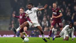 Pada laga tersebut tuan rumah tampil menguasai pertandingan. Hal itu terlihat dari statistik bahwa penguasaan bola Fulham 60% dibanding 40%. (AP Photo/PA/John Walton)