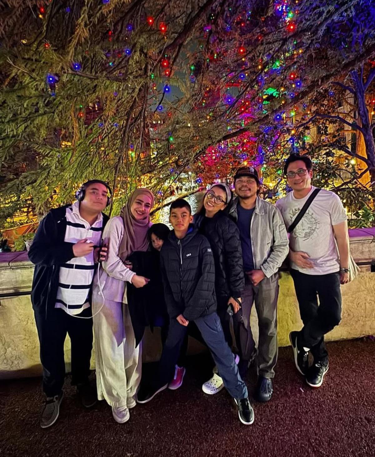 Liburan Mewah Cindy Fatikasari di San Antonio, Rahasia Harmonis Bareng Keluarga dan Teman Terungkap