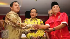Perum Jamkrindo sepakat menjalin kerjasama dengan Sentra Organisasi Karyawan Swadiri Indonesia (SOKSI) untuk membantu mempermudah akses kredit bagi kelompok UMKM dan koperasi, Jakarta, Minggu (9/8/2015). (Liputan6.com/Helmi Afandi)