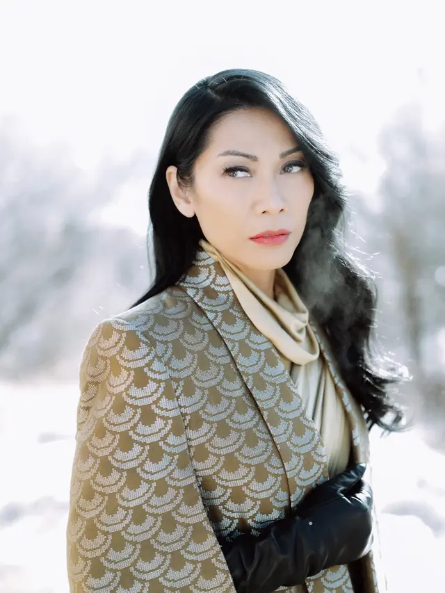 Adu Gaya Anggun C Sasmi dan Maudy Ayunda di Sundance Film Festival, Bawa Pesona Ayu Perempuan Indonesia ke Amerika Serikat