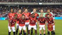 Para pemain Manchester United berfoto jelang laga melawan Bournemouth pada uji coba Premier League Summer Series melawan AFC Bournemouth, Kamis (31/7/2025). (Patrick McDermott  AFP