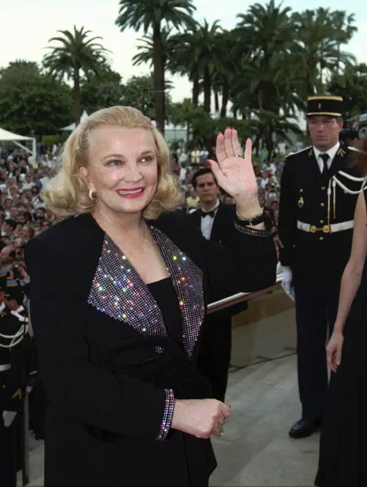 Meskipun belum ada penyebab resmi kematiannya, Gena telah berjuang melawan penyakit Alzheimer sejak 2019, sebuah ironi mengingat peran filmnya. (AP Photo/Laurent Rebours, File)
