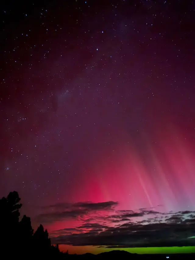 Nana Mirdad Saksikan Aurora di Selandia Baru. (Instagram/ nanamirdad_)