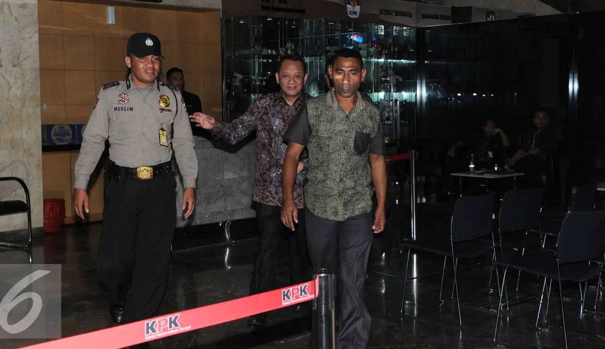 Nurhadi diperiksa KPK sebagai saksi Direktur PT Kreasi Dunia Keluarga, Doddy Ariyanto Supeno yang telah menjadi tersangka kasus dugaan suap penanganan PK di PN Jakpus, Jakarta, Jumat (3/6). (Liputan6.com/Helmi Afandi)