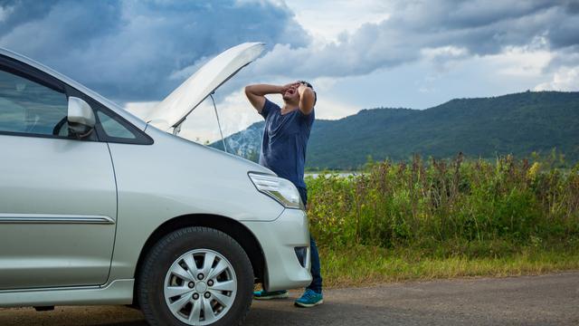 Ilustrasi mobil mogok.