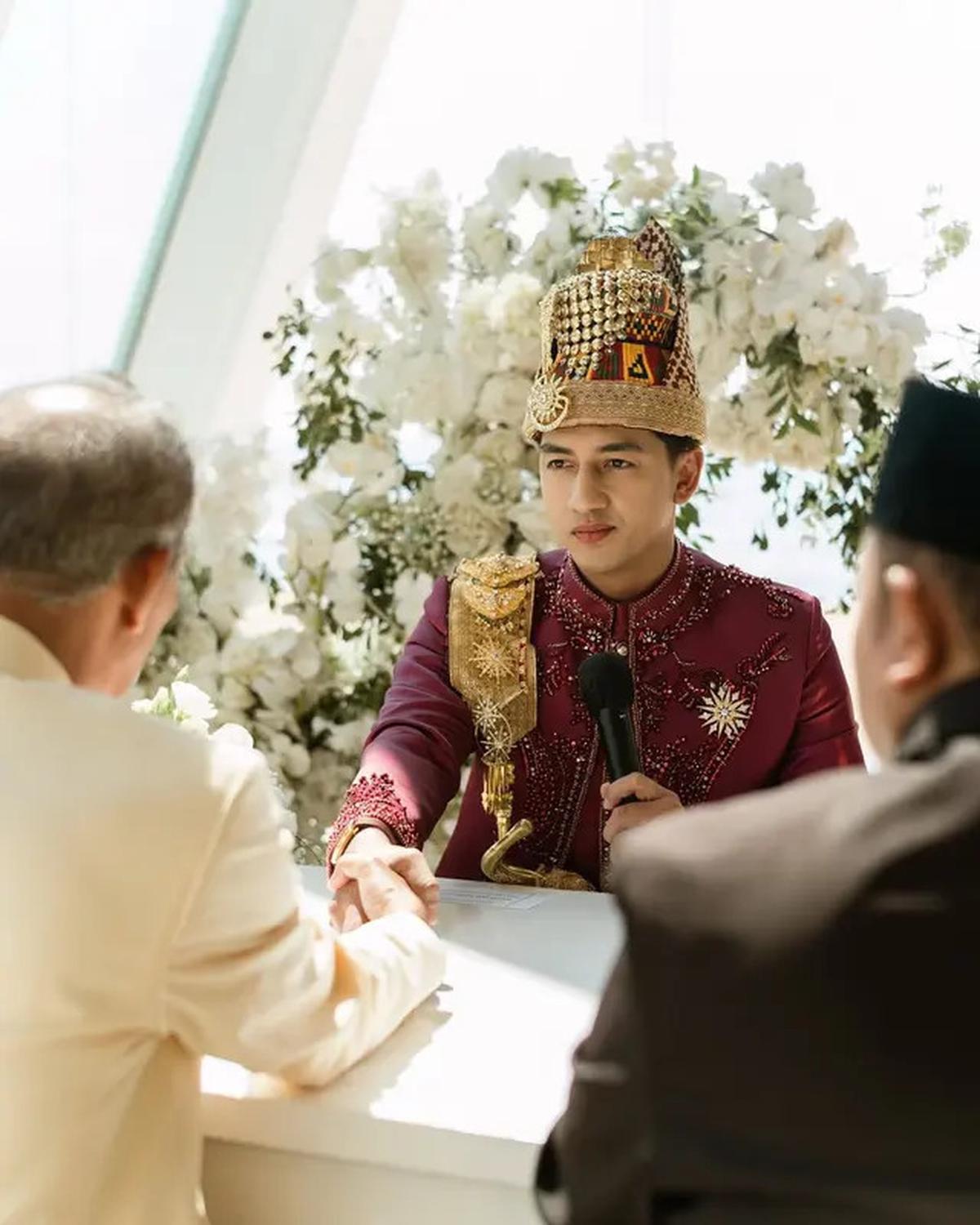 8 Potret Akad Nikah Harris Vriza dan Haviza di Bali, Beri Mahar Emas Batangan