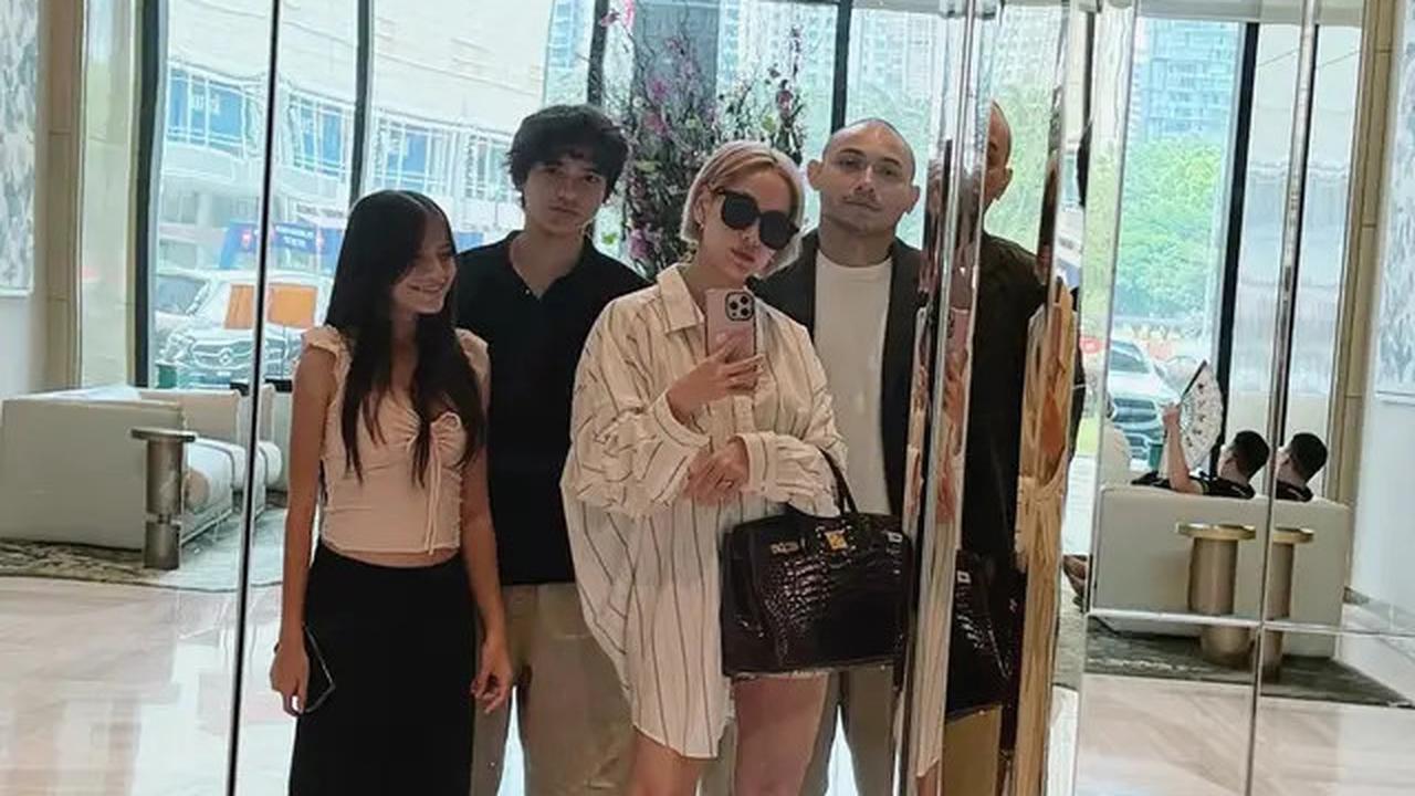 Intip Potret BCL Makan Siang Bareng Anak dan Suami, Sosok Perempuan Muda Bareng Noah Curi Perhatian