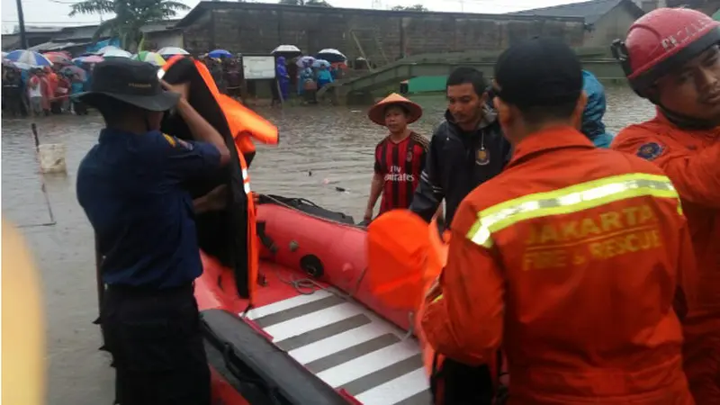 Pasukan Orange hilang saat banjir Jakarta