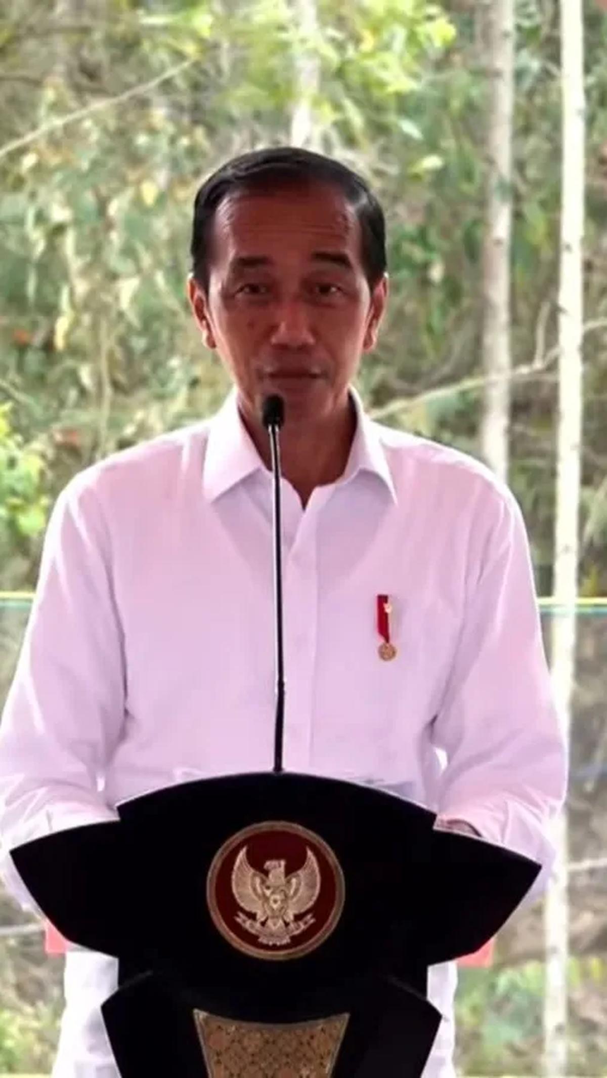 Tak heran apabila Mayjen TNI Achiruddin pernah menduduki sejumlah posisi moncer sebelum akhirnya menjabat sebagai Danpaspampres Jokowi yang baru. <br>