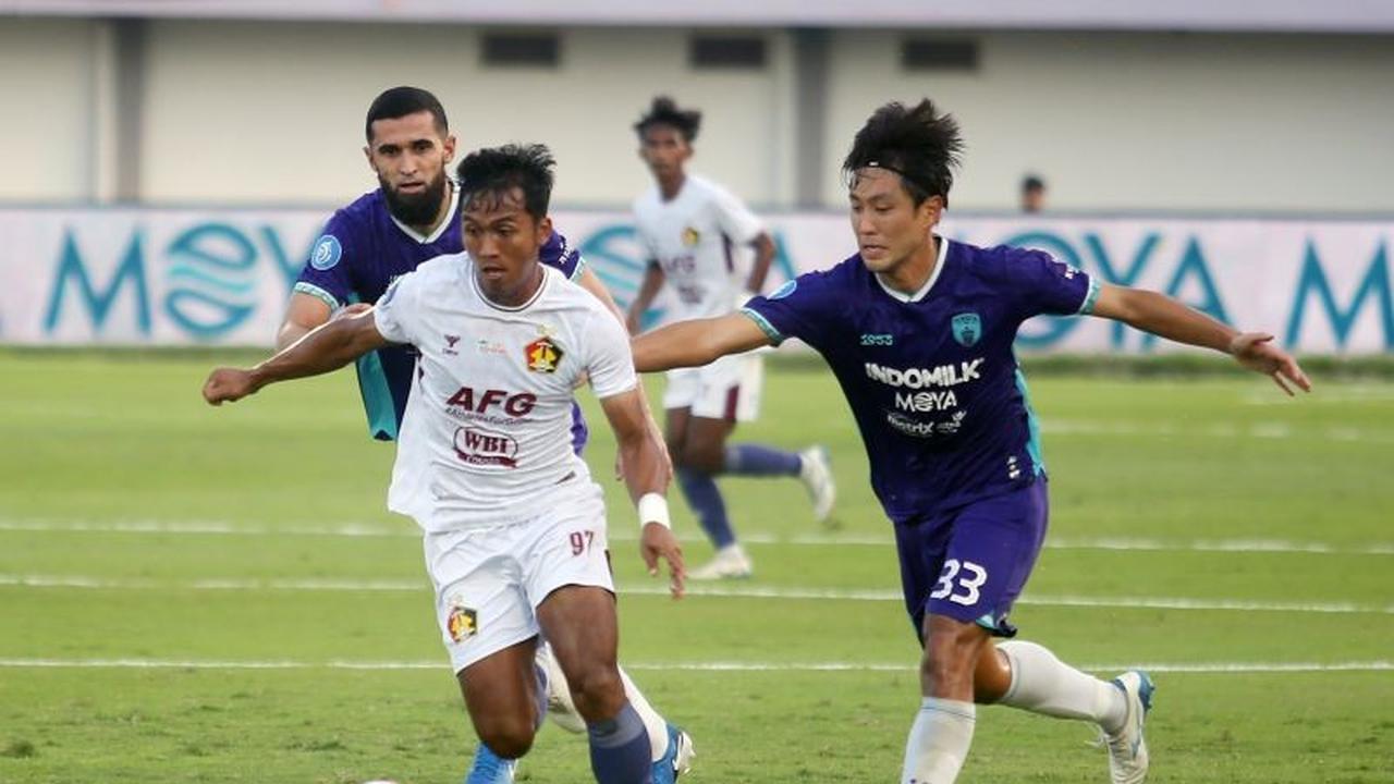 Hokky Caraka Cetak Gol Salto Spektakuler, Bawa Persita Tekuk Persik 3-0 di BRI Super League