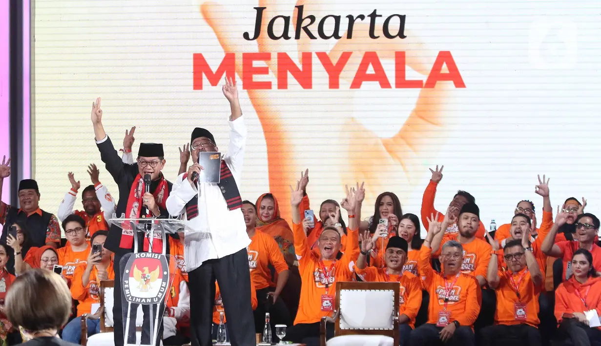 Debat ketiga Pilkada Jakarta 2024 ditutup dengan pernyataan dari masing-masing pasangan calon gubernur dan calon wakil gubernur. (Liputan6.com/Herman Zakharia)