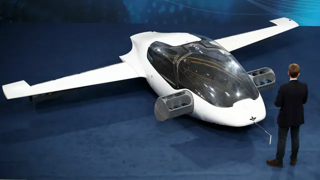 Prototipe taksi terbang bertenaga jet listrik produksi Lilium, sebuah stratup asal Jerman (AFP)