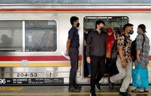 Viral Suporter Bola Ribut di Stasiun Manggarai, Begini Kronologinya