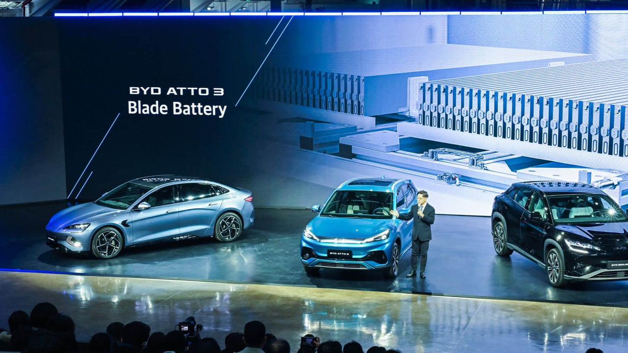 Ini Pabrikan Mobil Listrik Terlaris di Indonesia, MPV EV jadi Primadona