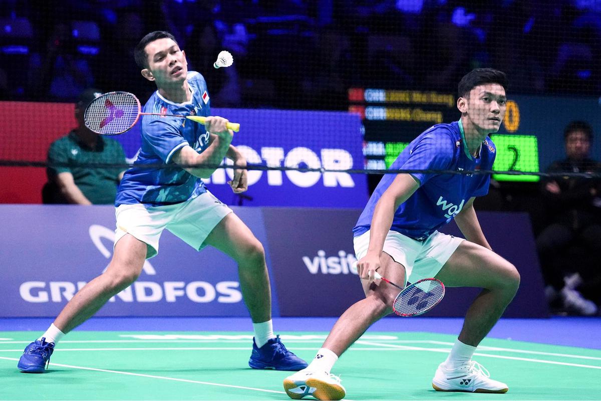 FOTO: Fajar/Fikri Lolos ke Final Denmark Open, Hajar Ganda China Dua Gim Langsung