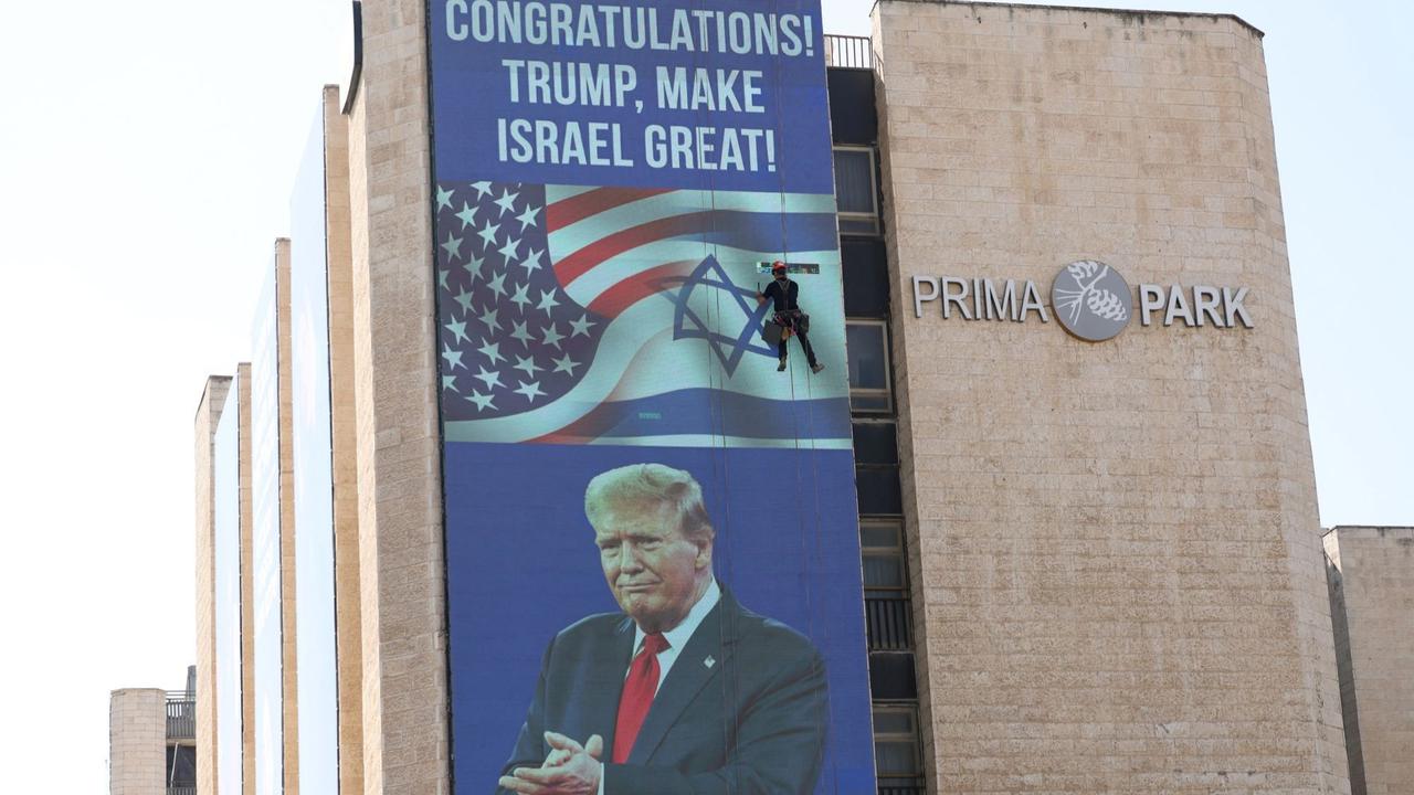 Donald Trump Menang Pemilu AS, Billboard Raksasa 'Make Israel Great' Terpampang di Yerusalem