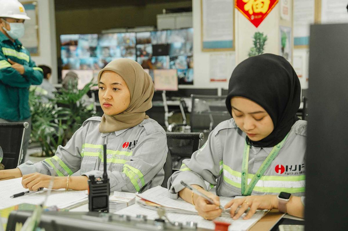 FOTO: Harita Nickel di Pulau Obi, Antara Hilirisasi Nikel dan Harmoni Sosial