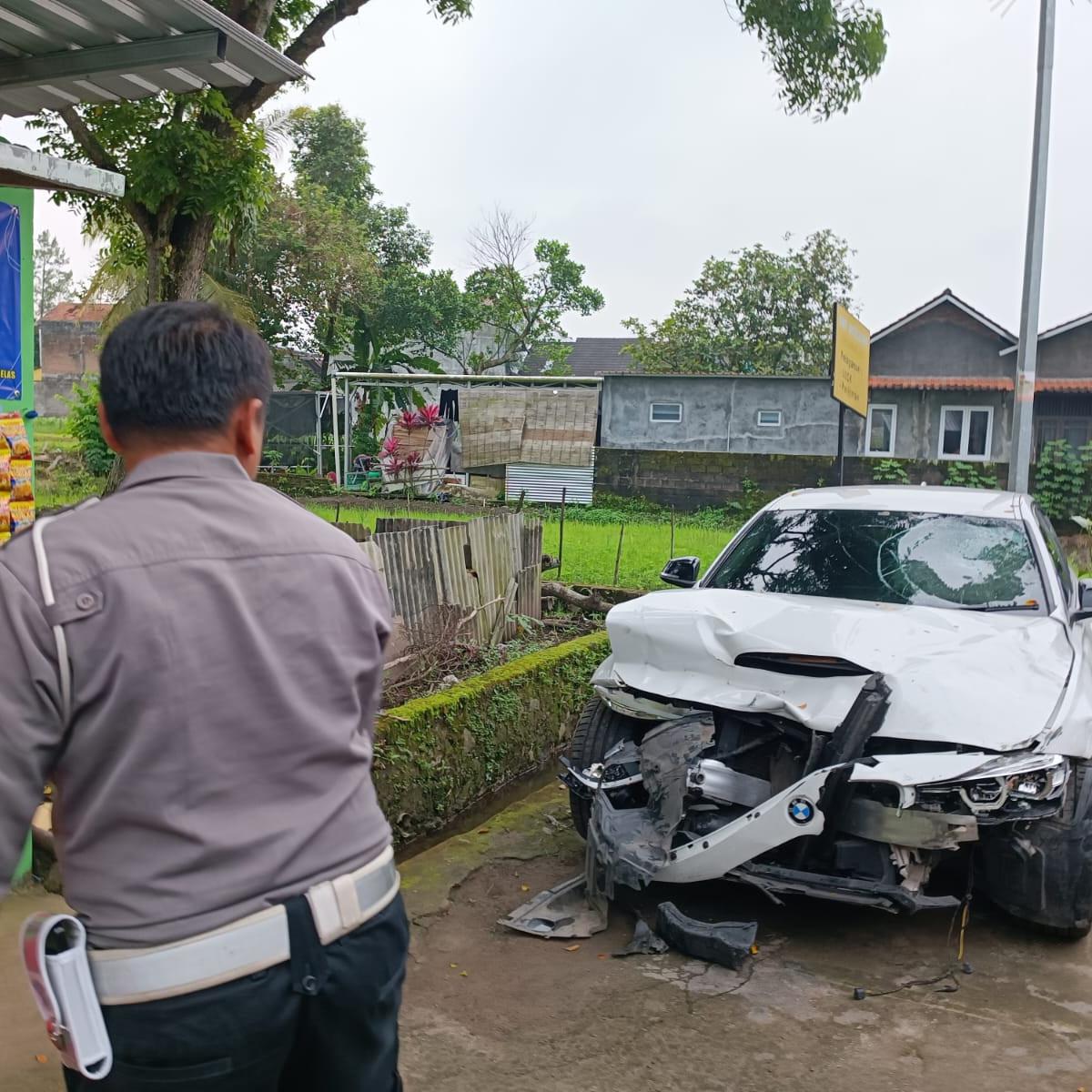 Mobil BMW Penabrak Mahasiswa UGM hingga Tewas di Sleman Belum Bayar Pajak