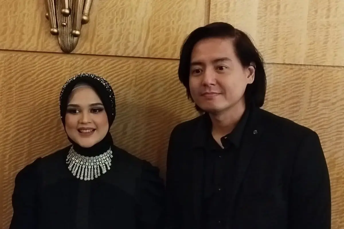 Cut Meyriska dan Roger Danuarta (Liputan6.com - M Altaf Jauhar)