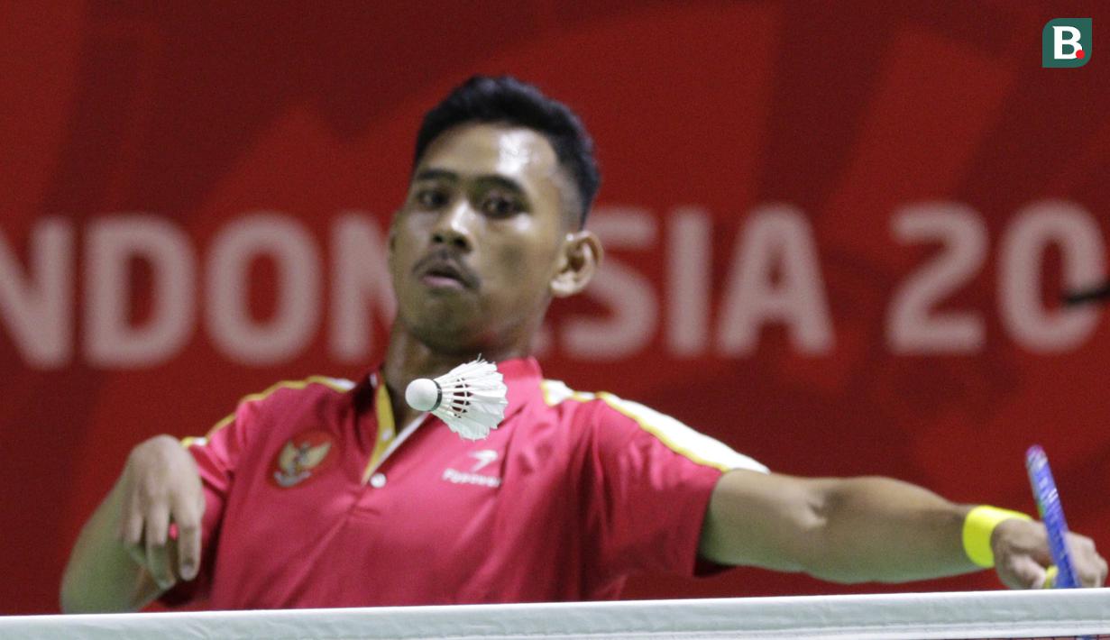 Atlet bulu tangkis Asian Para Games Indonesia melakukan latihan di Istora, GBK, Jakarta, Jumat (05/10/2018). Indonesia memasang target tinggi yaitu meraih empat medali emas. (Bola.com/M Iqbal Ichsan)