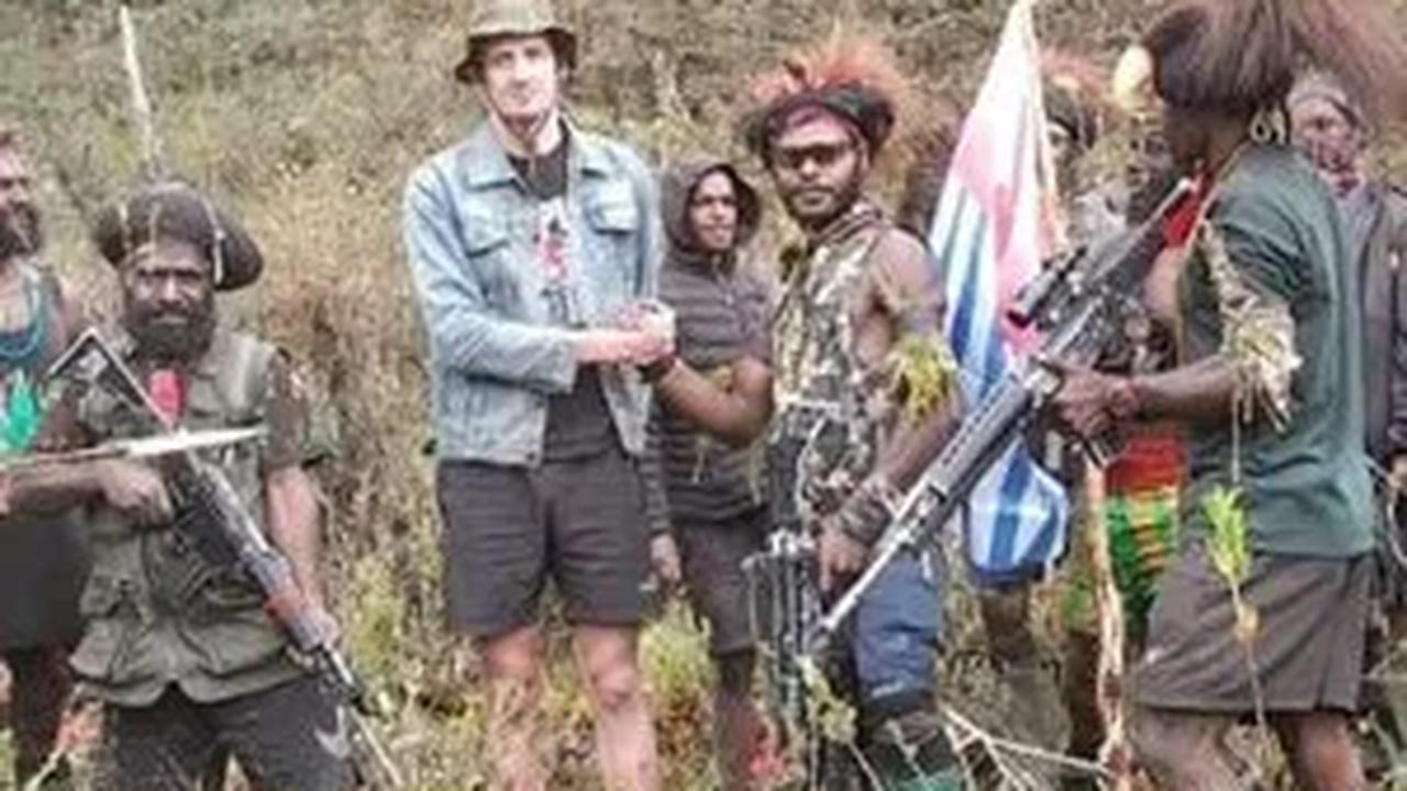 Panglima TNI Laksamana TNI Yudo Margono menyatakan tidak akan memakai operasi militer dalam pembebasan Pilot Susi Air Kapten Philip Mark Mehrtens yang disandera kelompok kriminal bersenjata (KKB) di Papua.