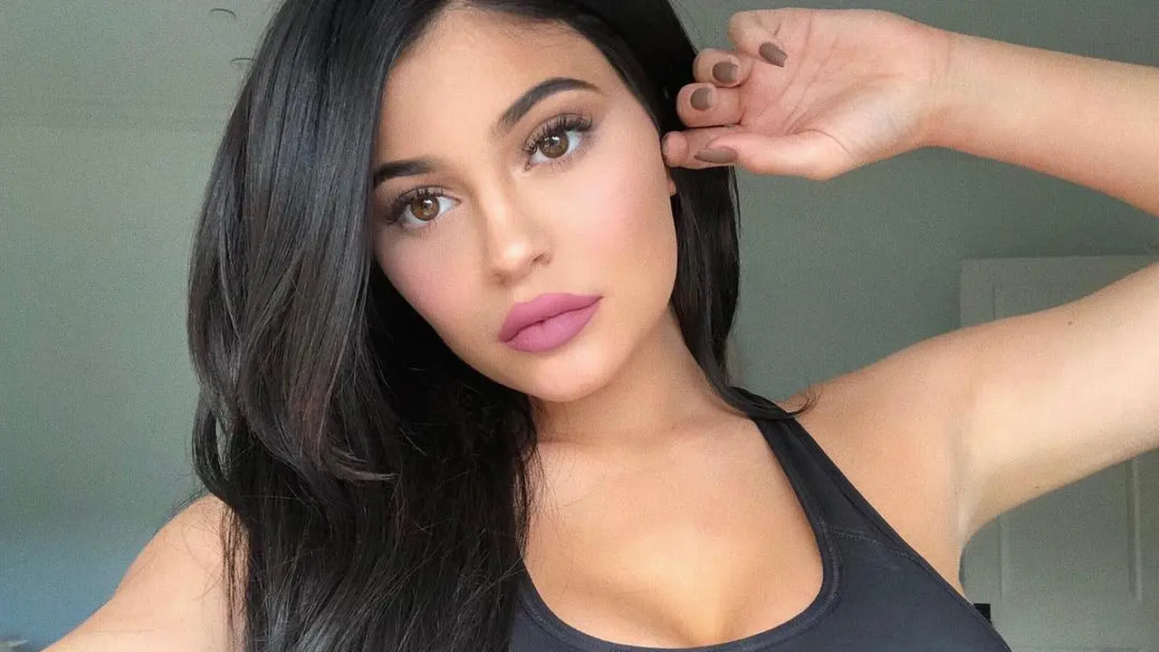 [Bintang] Kylie Jenner