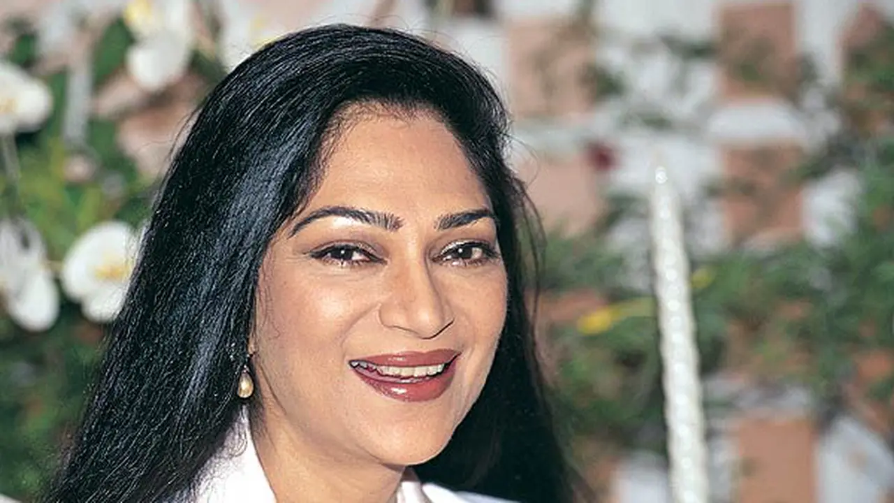 Aktris Senior Simi Garewal Anggap Dirinya Sulit Main Film Lagi