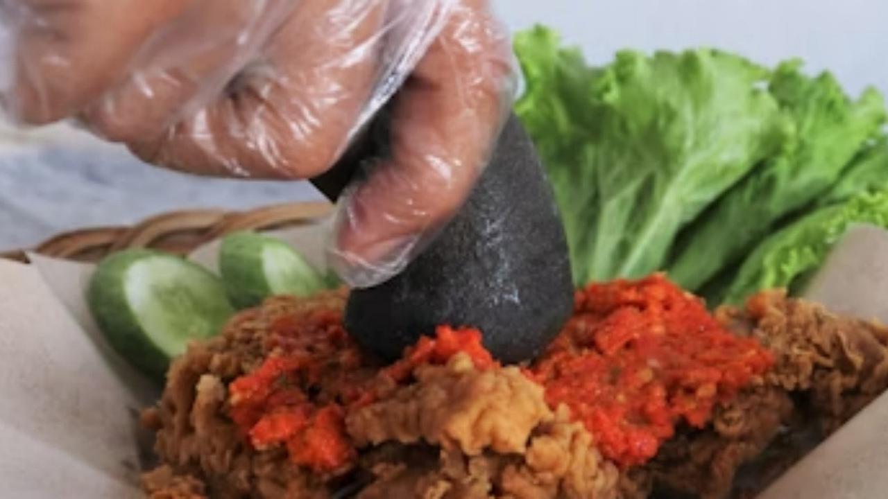 11 Rekomendasi Tempat Makan Ayam Geprek di Yogyakarta, Pedas Nagih yang Menggugah Selera