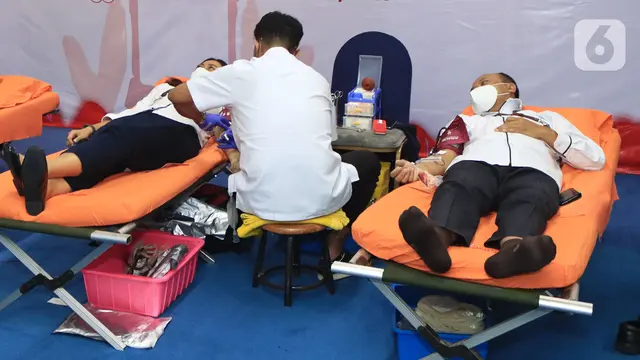 Sambut HUT RI Askrindo Ajak Pegawai untuk Donor Darah