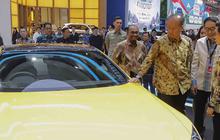 FOTO: Menteri Perindustrian Buka GIIAS 2025, 43 Merek Otomotif Ramaikan Pameran di ICE BSD