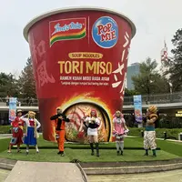 Pop Mie  x Indomie hadirkan rasa naru Tori Ramen yang menggugah selera.