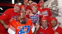 Casey Stoner saat menjadi juara dunia MotoGP bersama Ducati pada 2007. (MotoAus.com)