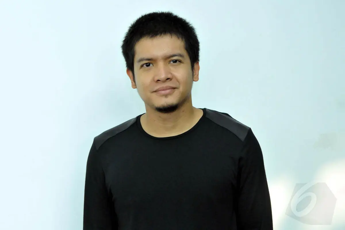 Selain Akting, Dimas Seto Jajal Bisnis Fesyen