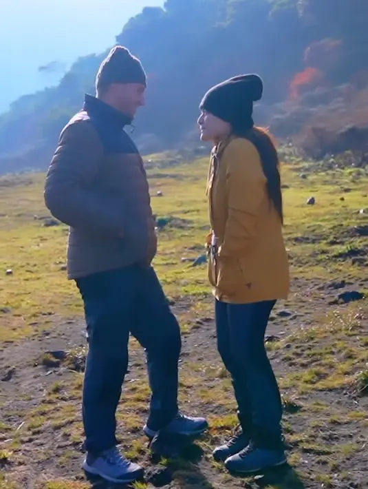 [Instagram/natahalieholscher]