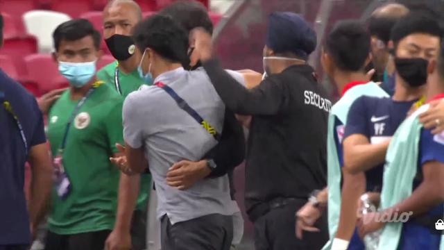 Insiden Timnas Indonesia versus Singapura di Piala AFF 2020.