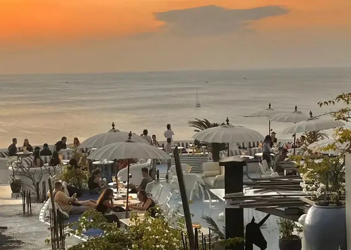 6 Pantai Tersembunyi di Bali untuk Liburan Tenang, Bisa Sekalian Eksplor Pura